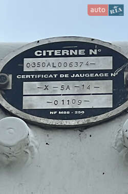 Цистерна полуприцеп Merceron М 343RDP0 1997 в 