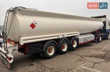 Цистерна полуприцеп Merceron M 1997 в 