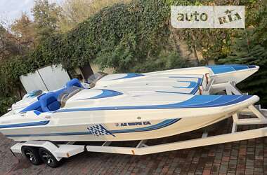 Човен Mercruiser Magnum 2004 в Києві