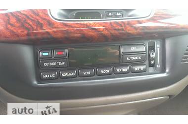 Седан Mercury Grand Marquis 2000 в 