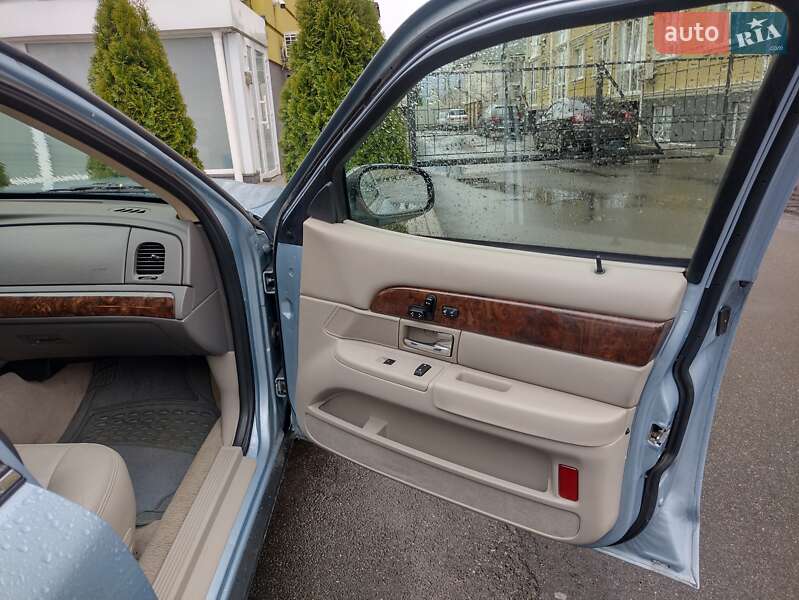 Седан Mercury Grand Marquis 2010 в Киеве