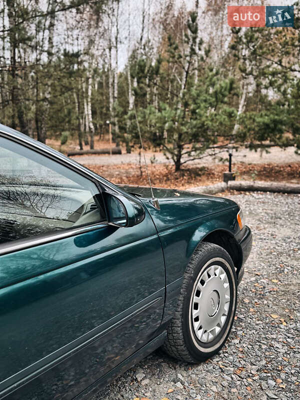 Седан Mercury Sable 1994 в Киеве фото 3 Седан Mercury Sable 1994 в Киеве