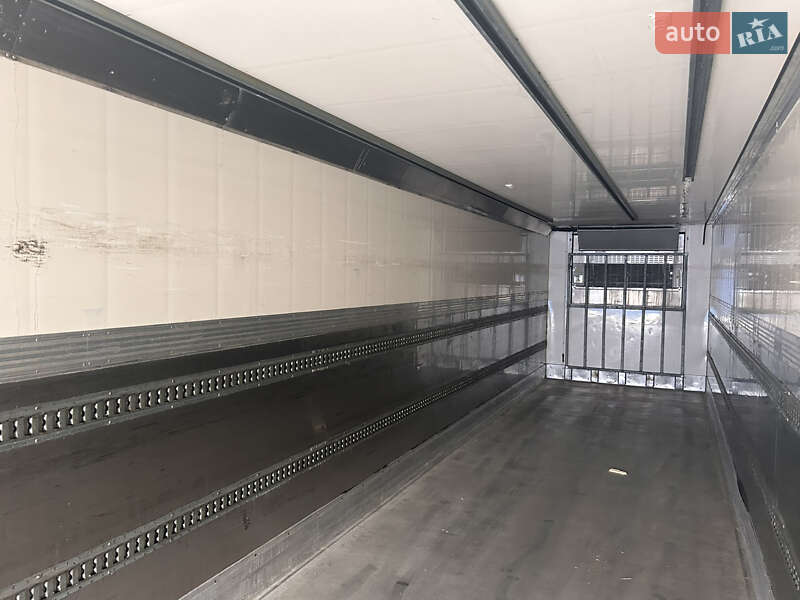 Рефрижератор полуприцеп Merker M 300 2013 в Киеве