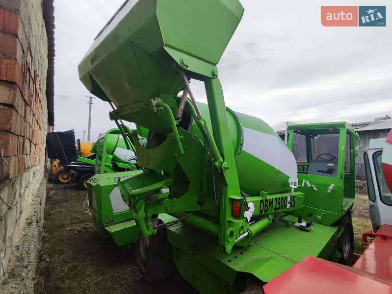 Бетонозмішувач (Міксер) Merlo DBM 1997 в Чернівцях фото 4 Бетонозмішувач (Міксер) Merlo DBM 1997 в Чернівцях