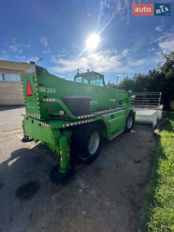 Телескопический погрузчик Merlo Roto 2005 в Черновцах