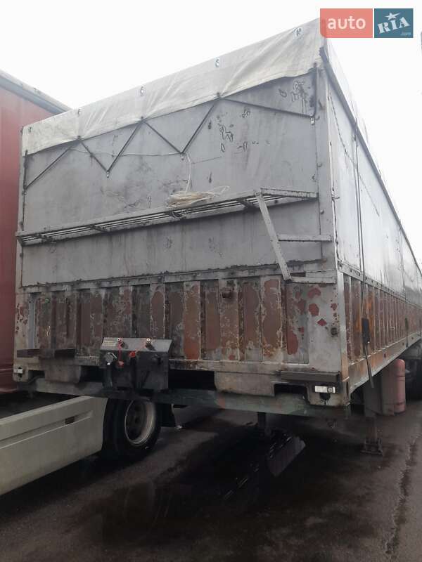 Зерновоз - полуприцеп Metaco SD 2001 в Черкассах