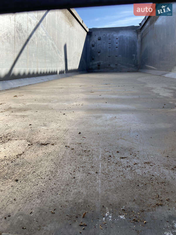 Самосвал полуприцеп Metal Fach NOVA 2014 в Измаиле