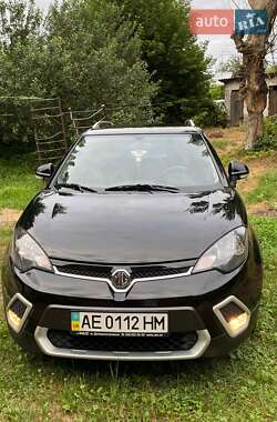 Хэтчбек MG 3 Cross 2013 в 