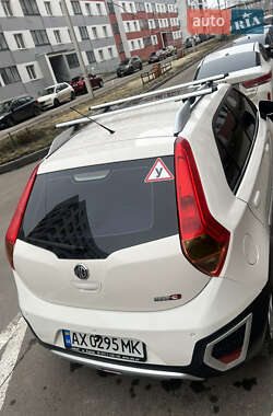 Хэтчбек MG 3 Cross 2013 в 