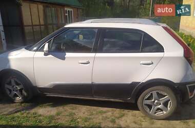 Хэтчбек MG 3 Cross 2013 в 