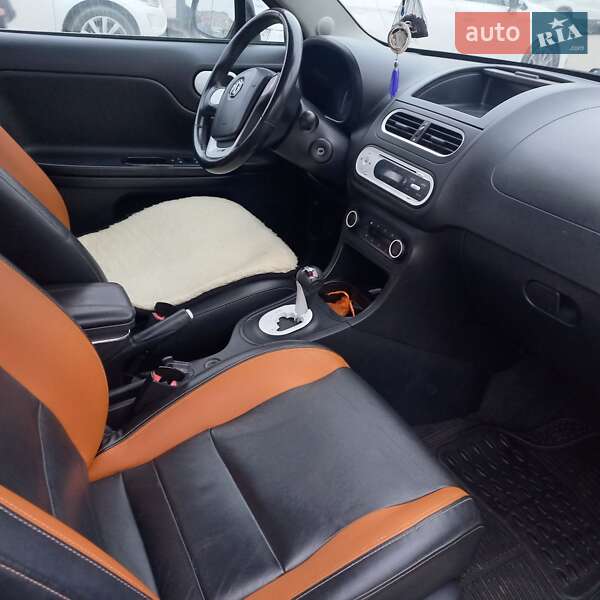 Хэтчбек MG 3 Cross 2013 в Калуше фото 6 Хэтчбек MG 3 Cross 2013 в Калуше