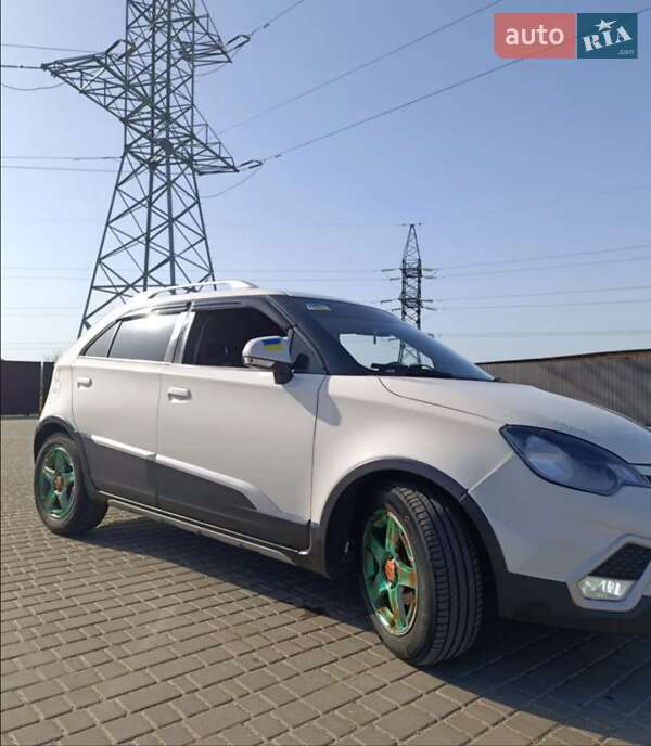 Хетчбек MG 3 Cross 2013 в Одесі фото 15 Хетчбек MG 3 Cross 2013 в Одесі