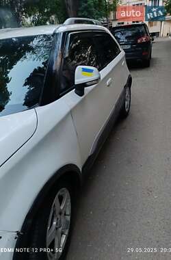 Хэтчбек MG 3 Cross 2013 в 