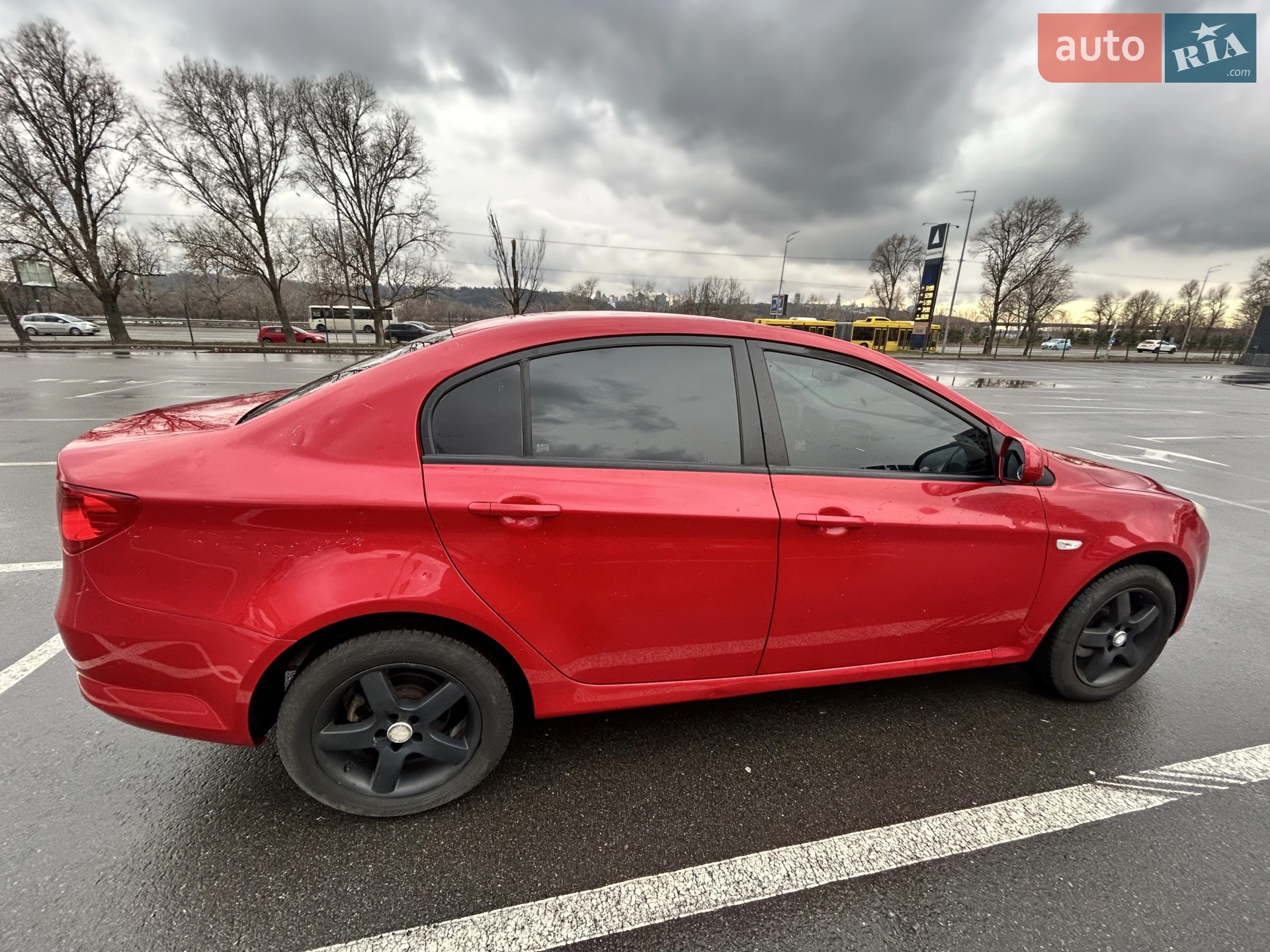 2013 MG 350 - мініатюра 4