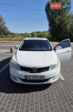 MG 350 2012