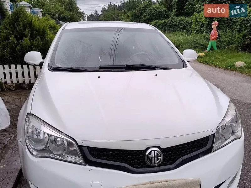 MG 350 2012