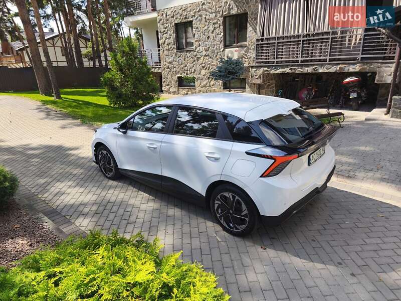 Хетчбек MG 4 2024 в Києві фото 7 Хетчбек MG 4 2024 в Києві