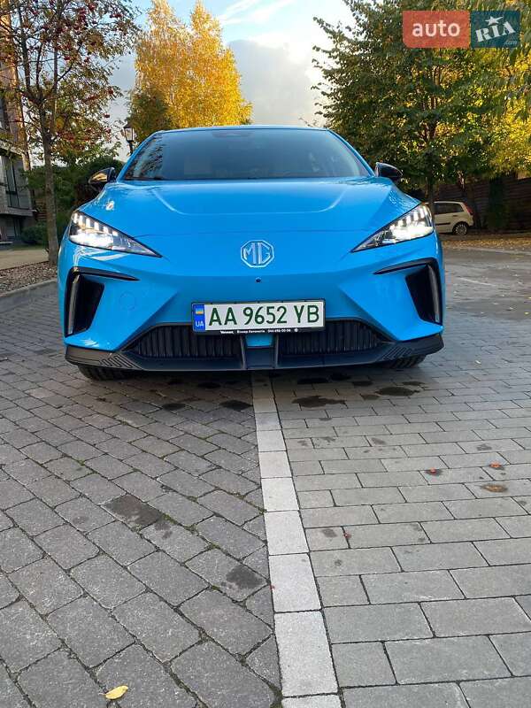 Хетчбек MG 4 2023 в Києві фото 5 Хетчбек MG 4 2023 в Києві