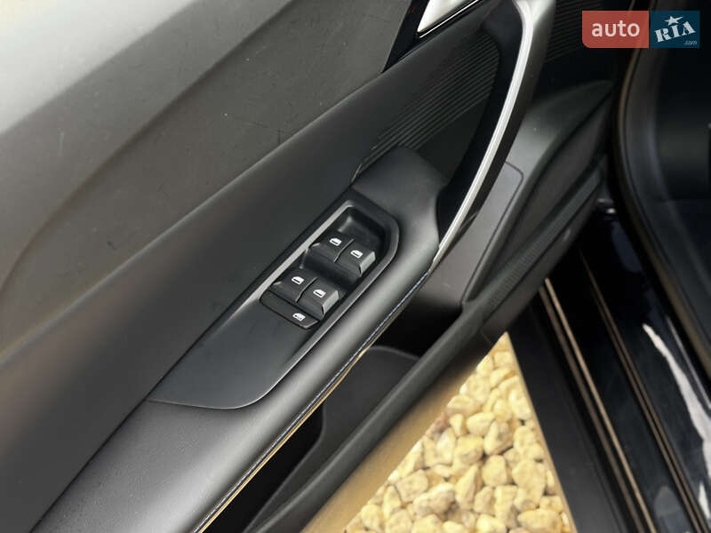 Хэтчбек MG 4 2023 в Львове фото 17 Хэтчбек MG 4 2023 в Львове