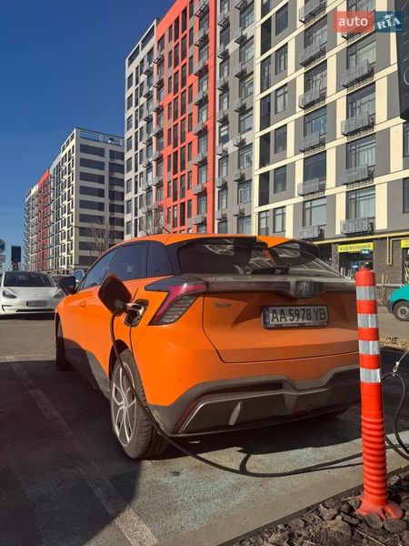 Хетчбек MG 4 2023 в Києві фото 3 Хетчбек MG 4 2023 в Києві