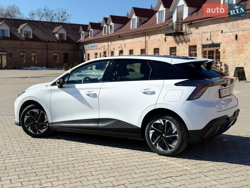 Хэтчбек MG 4 2023 в Бережанах