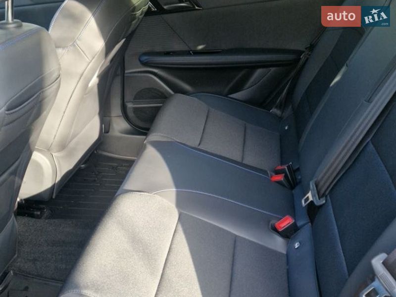 Хэтчбек MG 4 2023 в Киеве фото 14 Хэтчбек MG 4 2023 в Киеве