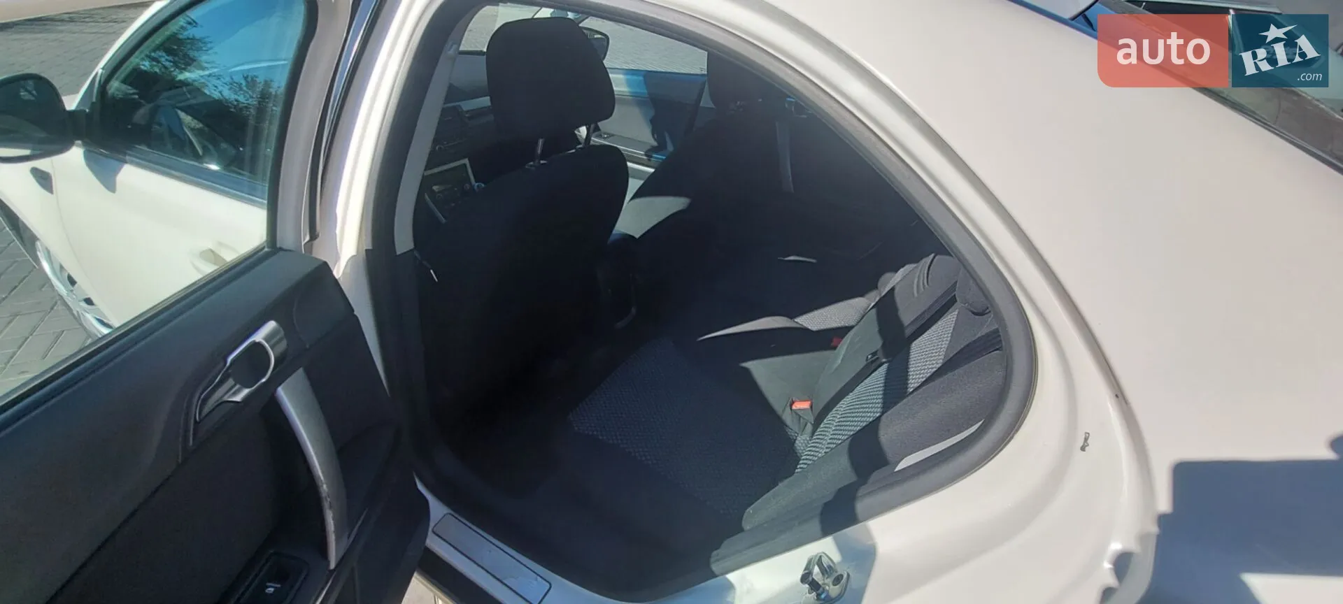 2013 MG 550 - мініатюра 43