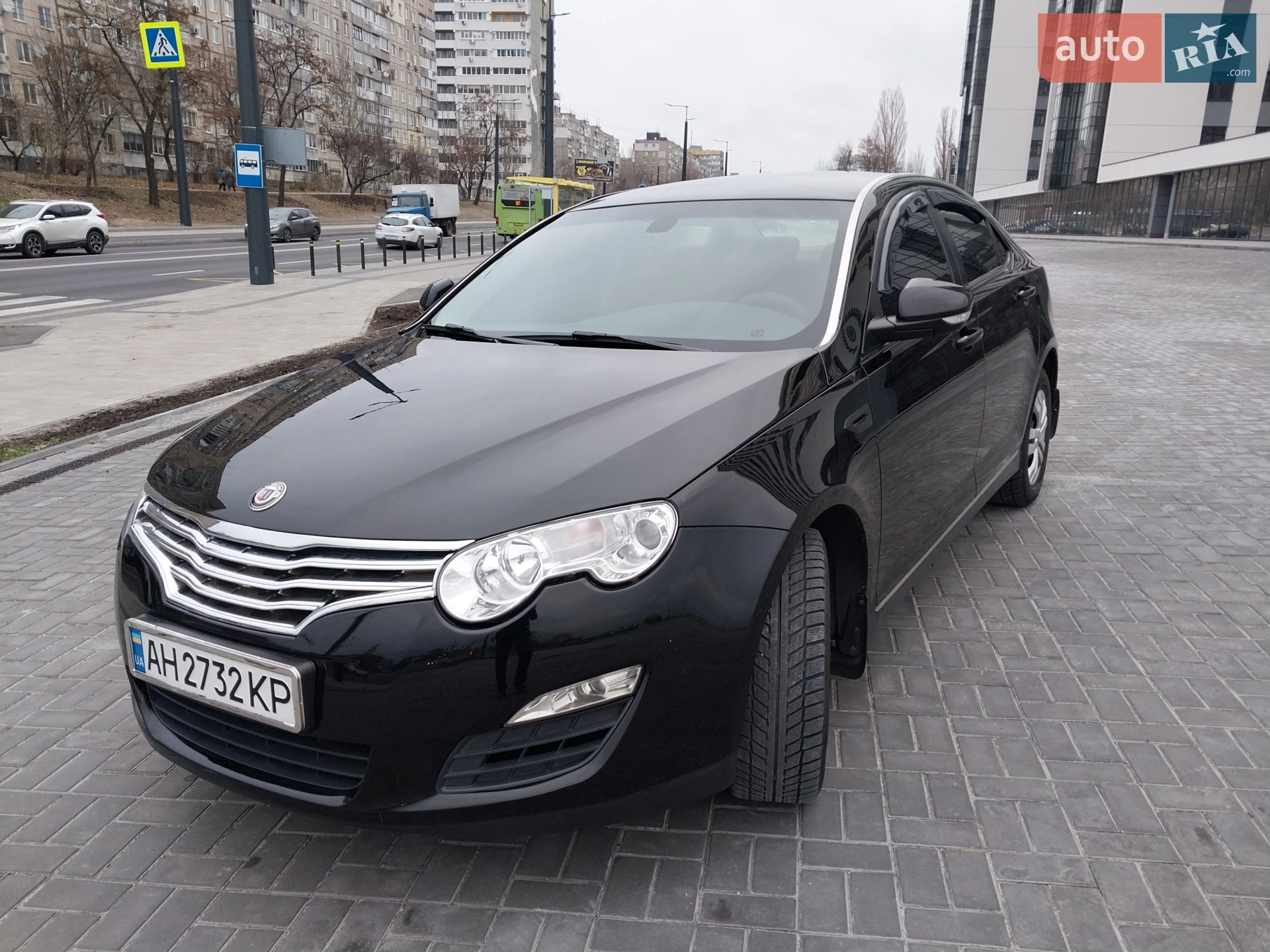 2011 MG 550 - мініатюра 3