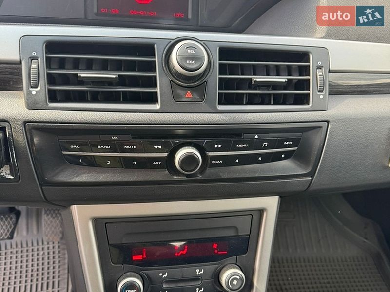 Седан MG 550 2012 в Гребінці