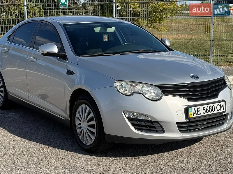 MG 550 2011