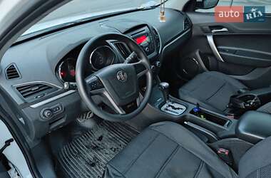 Хетчбек MG 5 2013 в 