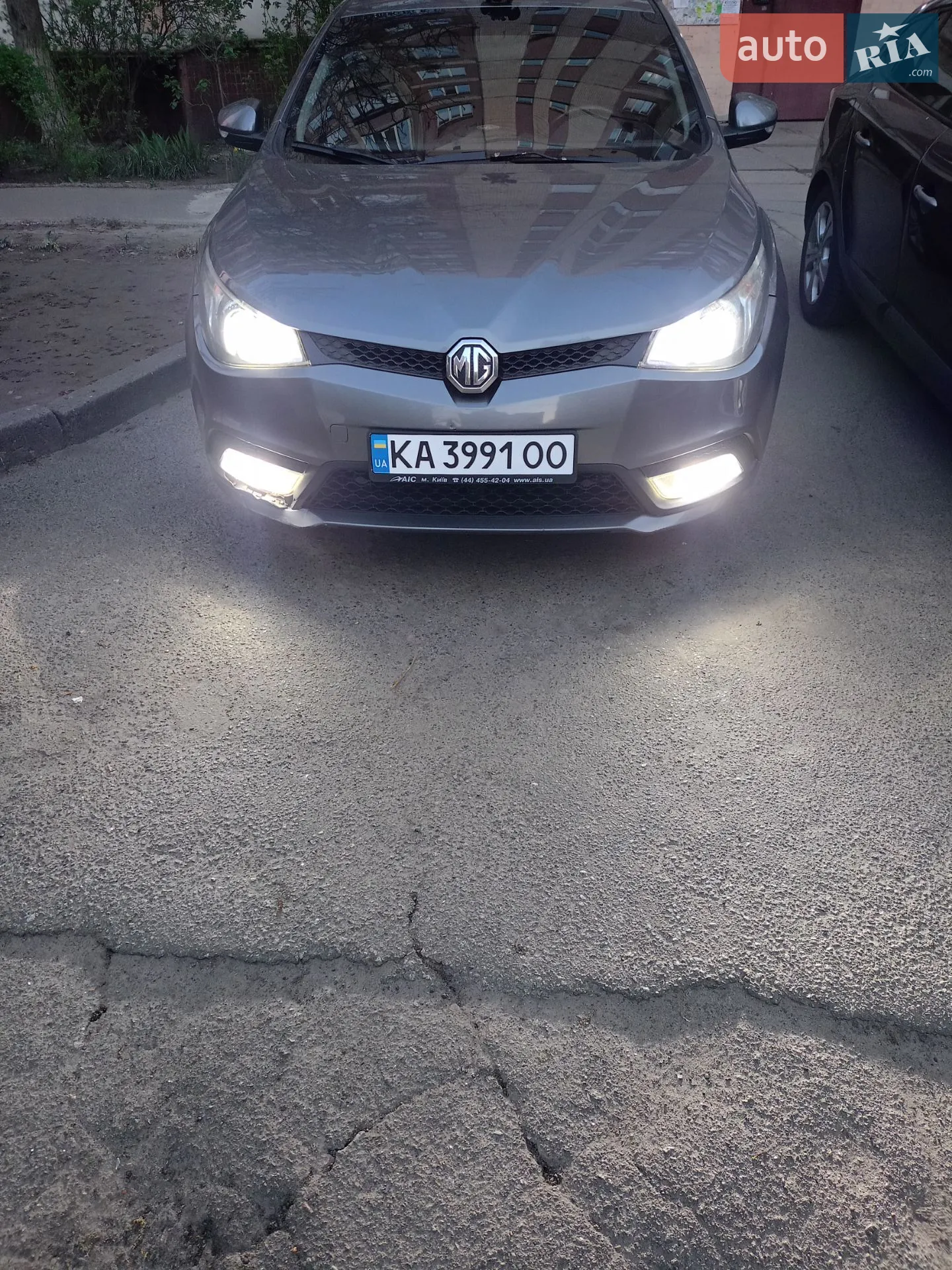 2013 MG 5 - мініатюра 22