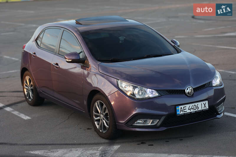 MG 5 2013