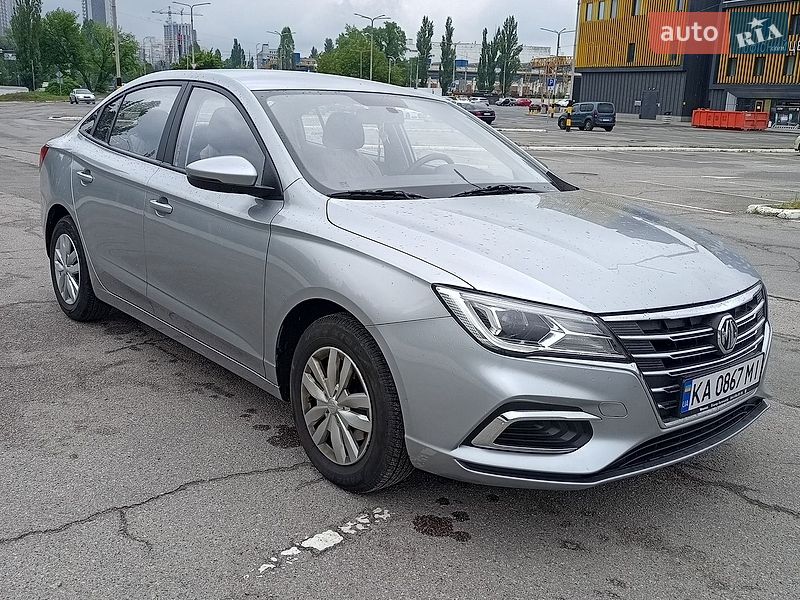 Седан MG 5 2022 в Киеве