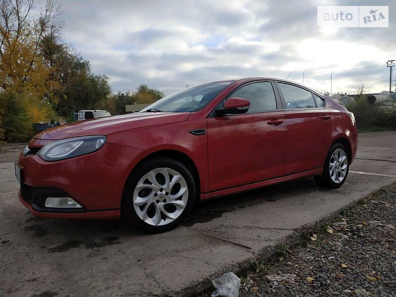 Лифтбек MG 6 2012 в Кривом Роге фото 14 Лифтбек MG 6 2012 в Кривом Роге