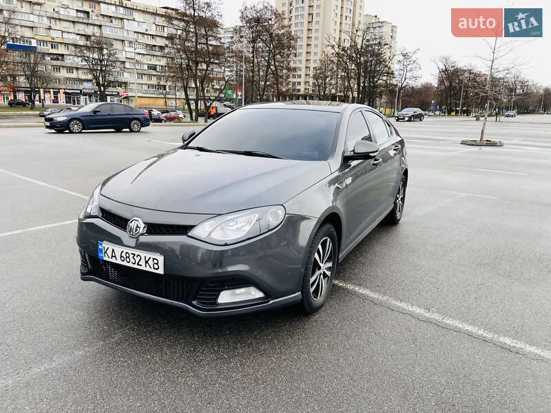 Лифтбек MG 6 2013 в Киеве фото 5 Лифтбек MG 6 2013 в Киеве