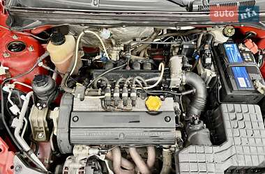 Хэтчбек MG 6 2012 в 