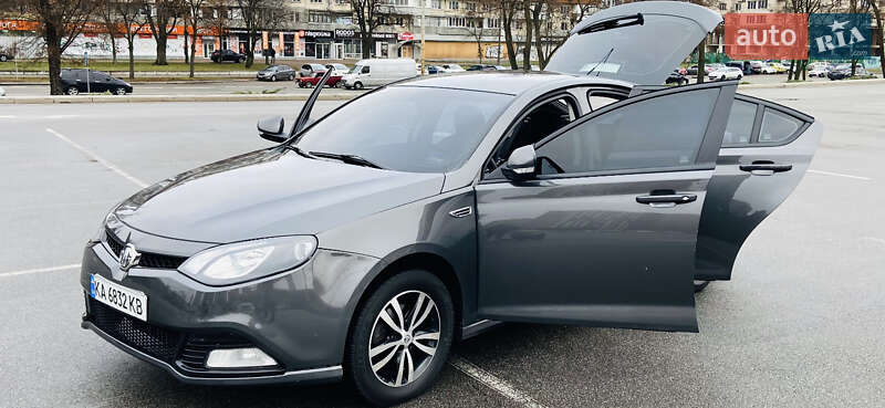 Лифтбек MG 6 2013 в Киеве фото 33 Лифтбек MG 6 2013 в Киеве