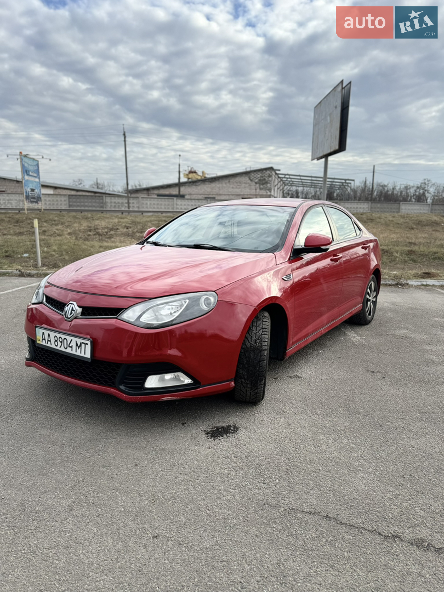 2013 MG 6 - мініатюра 3