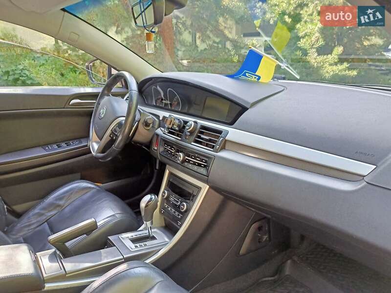 Фастбэк MG 6 2012 в Мукачево