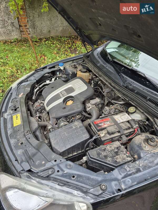 Фастбэк MG 6 2013 в Чернигове