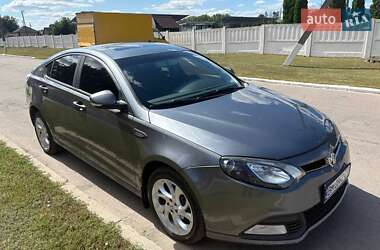 Фастбек MG 6 2012 в Зіньківі