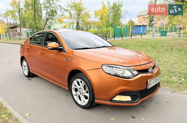 Фастбэк MG 6 2012 в 