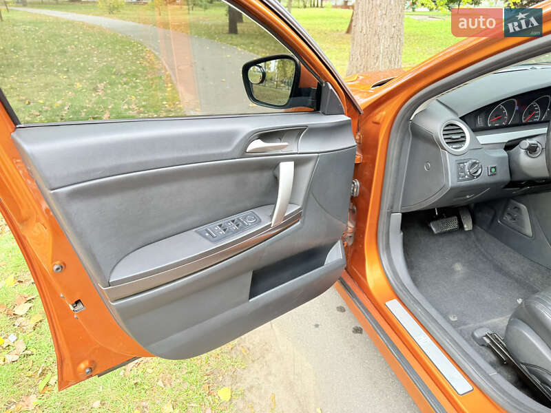 Фастбэк MG 6 2012 в Харькове