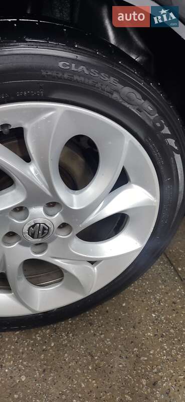 Фастбек MG 6 2012 в Житомирі