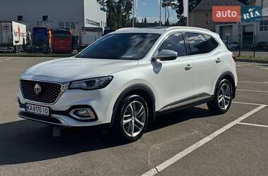 MG HS 2021