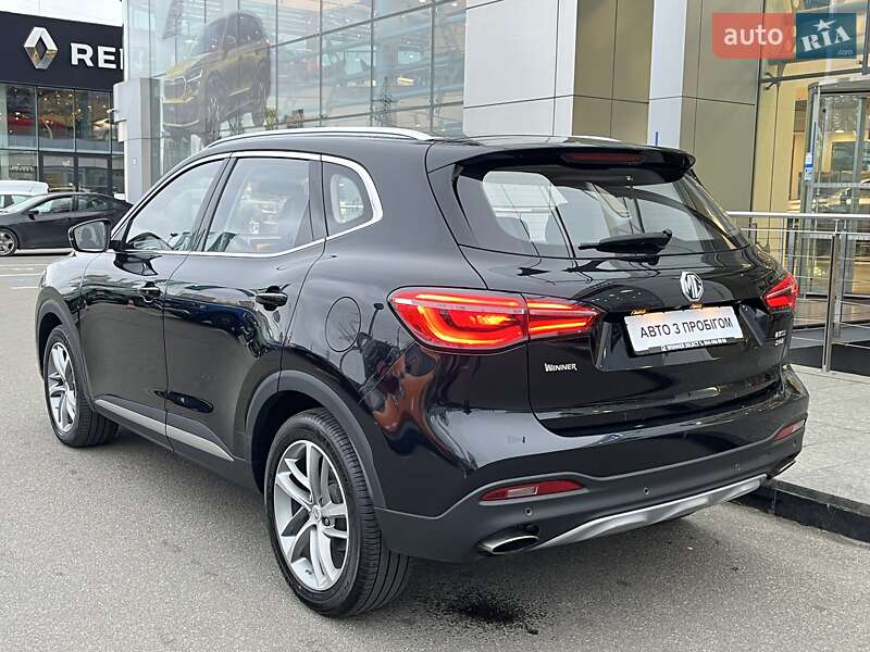 Внедорожник / Кроссовер MG HS 2021 в Киеве