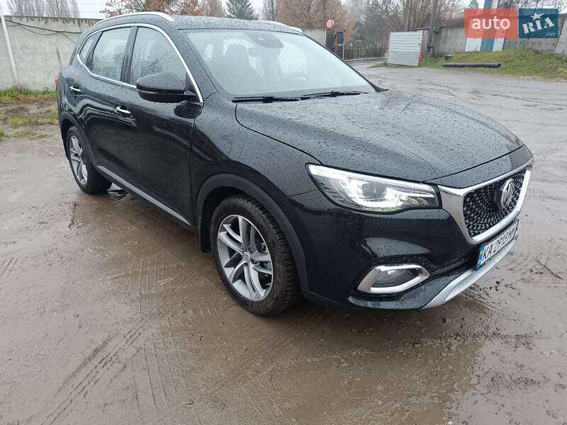 Внедорожник / Кроссовер MG HS 2022 в Киеве