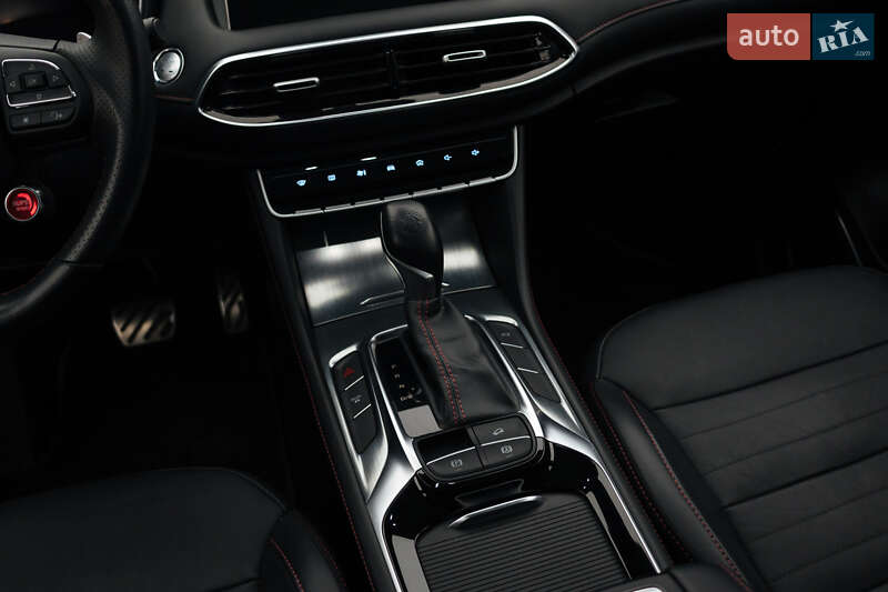 Внедорожник / Кроссовер MG HS 2022 в Киеве