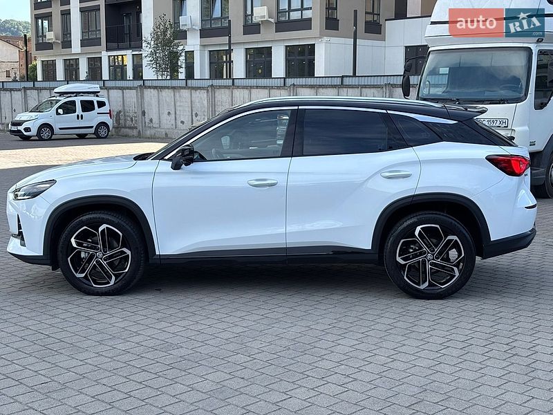Позашляховик / Кросовер MG One 2025 в Львові